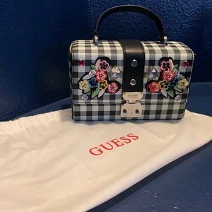 Authentic guess handbag